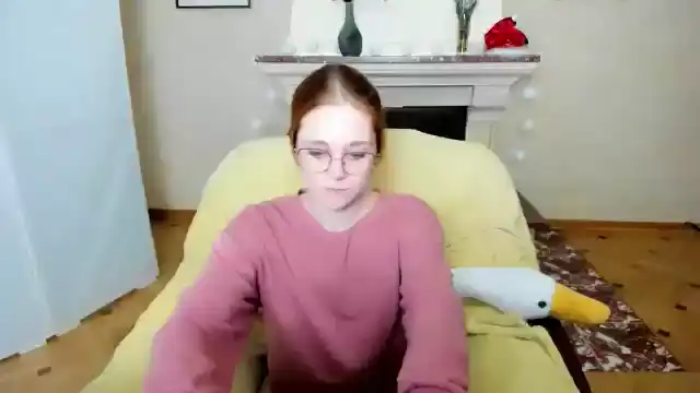 Olexandra_di – Myfreecams Record Video – 2025-04-24 12:19:35