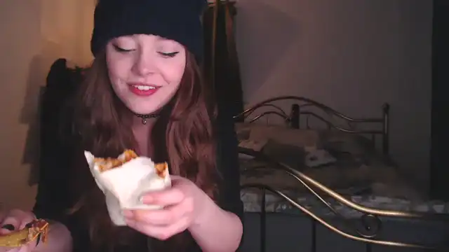 Kittycash3w – Myfreecams Record Video – 2025-04-07 02:30:03