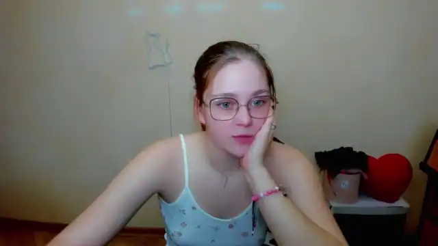 Olexandra_di – Myfreecams Record Video – 2025-08-12 09:29:34
