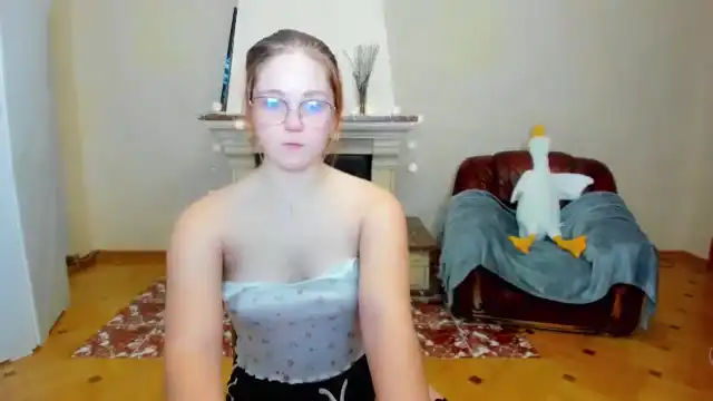 Olexandra_di – Myfreecams Record Video – 2025-06-19 23:15:10