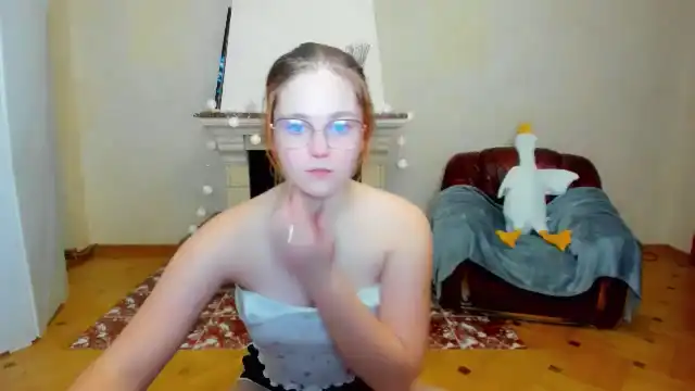 Olexandra_di – Myfreecams Record Video – 2025-07-12 16:52:36