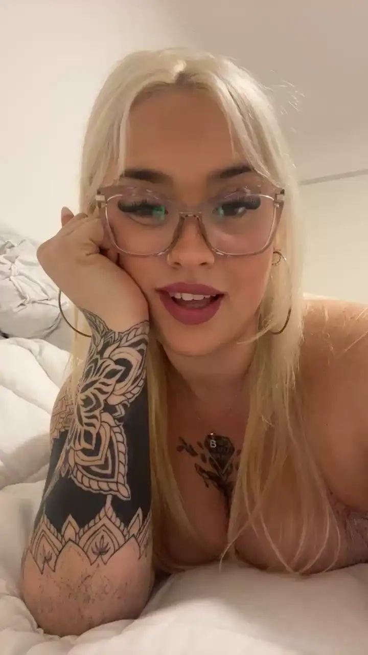 Perritamalita – Cam4 Record Video – 2025-04-13 00:24:56