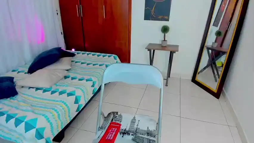 Laaura_velez – Amateur.tv Record Video – 2025-01-04 10:05:50