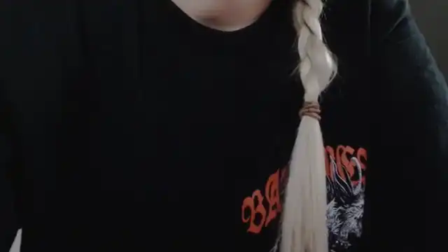 Alllees – Myfreecams Record Video – 2025-04-15 16:17:14