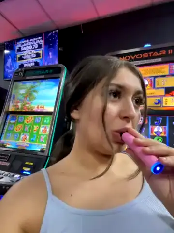 Larisxxx – Stripchat Record Video – 2025-05-18 04:07:41