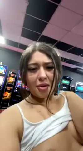 Larisxxx – Stripchat Record Video – 2025-03-23 07:43:35