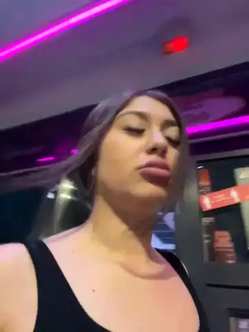 Larisxxx – Stripchat Record Video – 2025-04-27 21:37:33