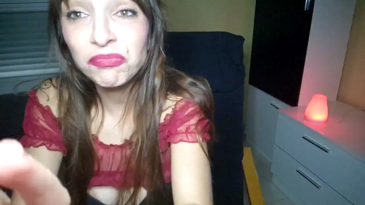 Sharahot – Amateur.tv Record Video – 2025-01-10 17:23:09