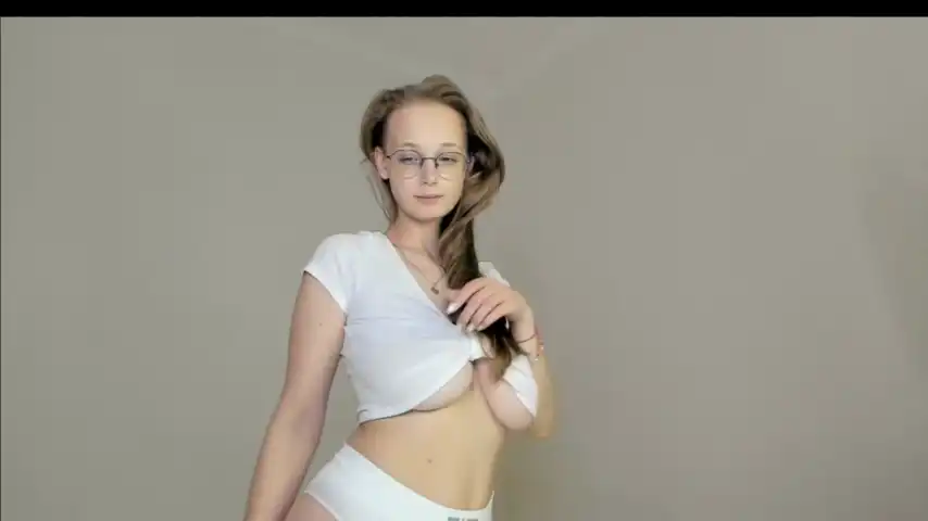Stephany___ – Stripchat Record Video – 2025-03-17 18:32:57