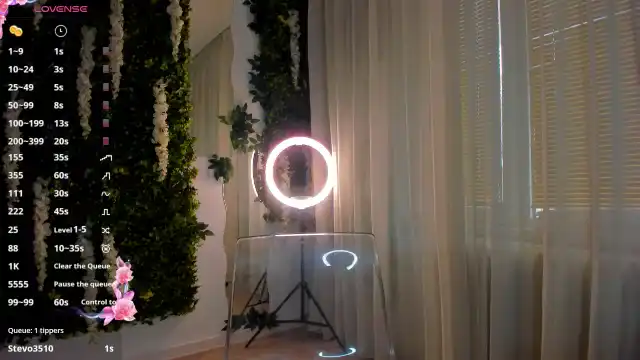 Zinasquirts – Myfreecams Record Video – 2025-01-19 18:24:25